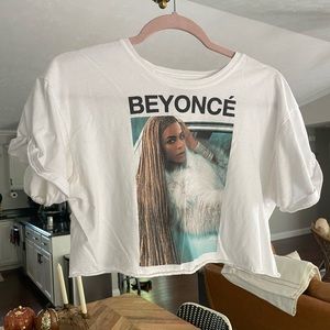 Beyoncé official merchandise crop top. Size medium.